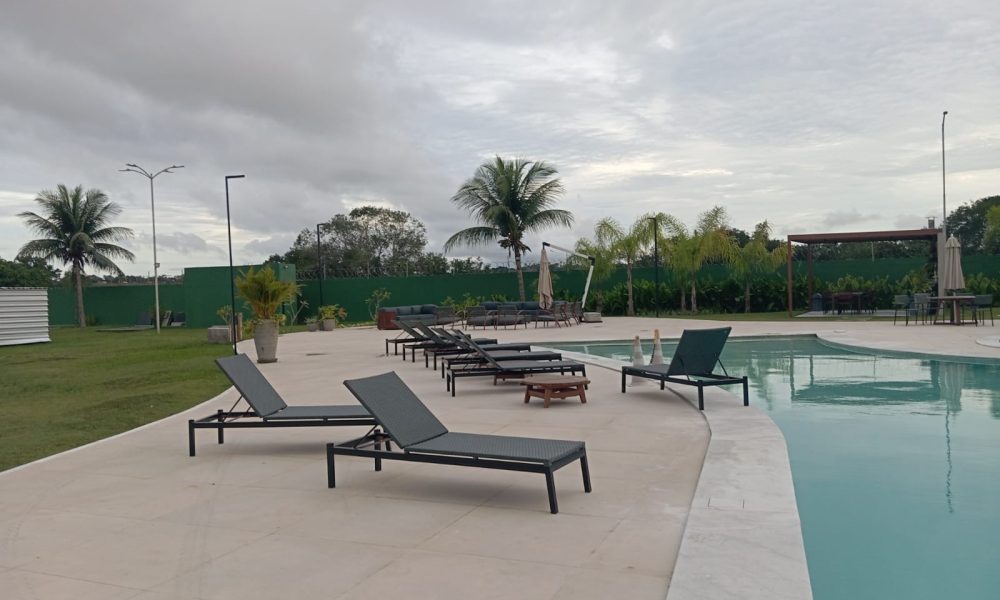 AREA-DE-PISCINA-3-1