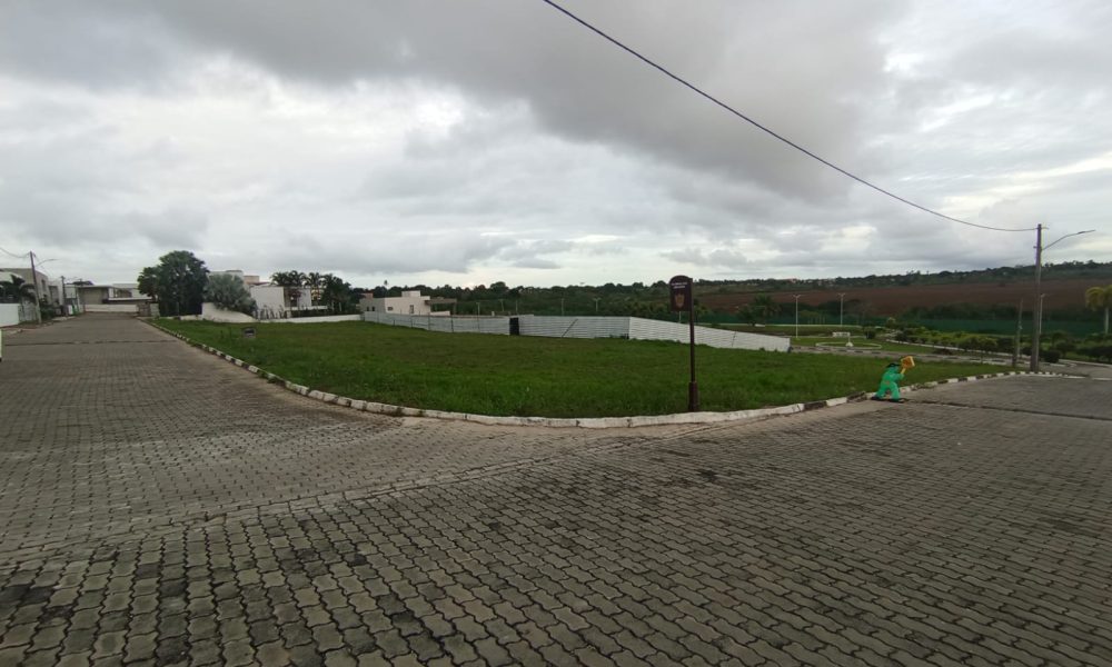 AREA-DO-LOTE